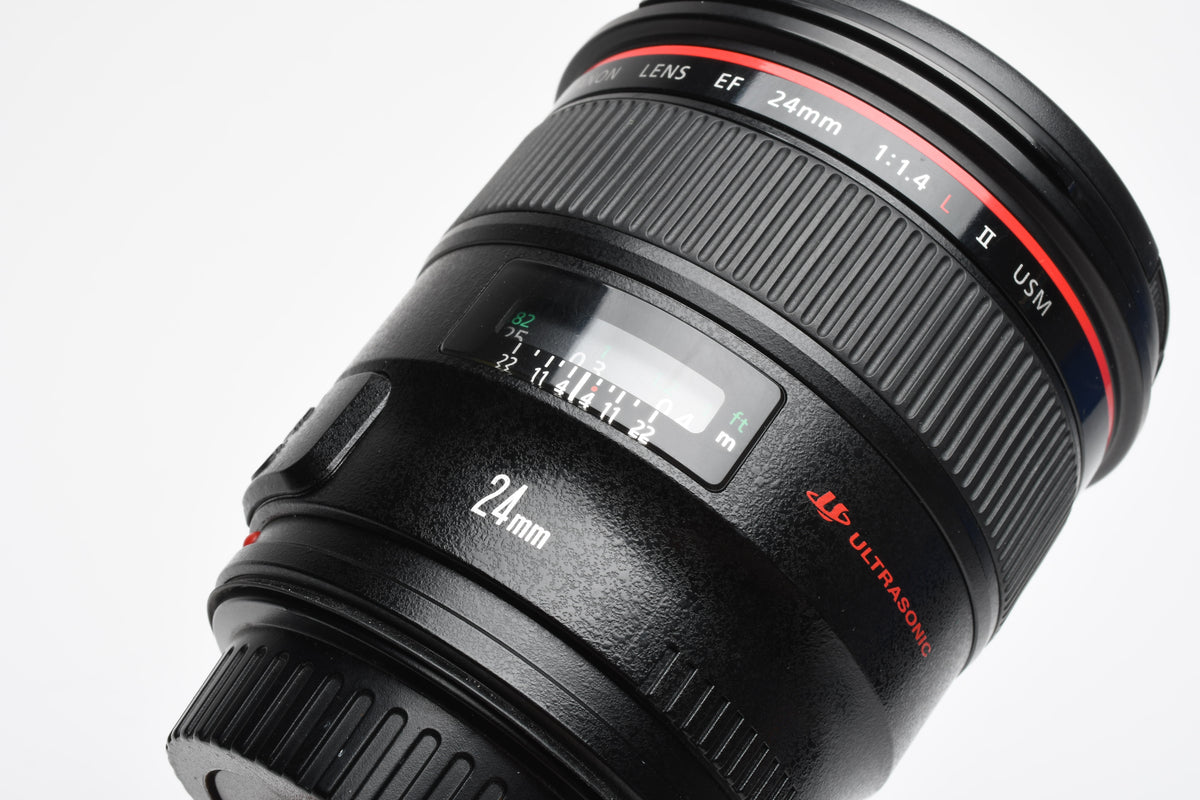 Canon EF 24mm f1.4 L II USM Lens, Very clean and sharp!