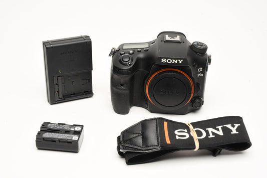 Sony A99 II DSLR Body, Batt, charger, tested, great! 86K Acts
