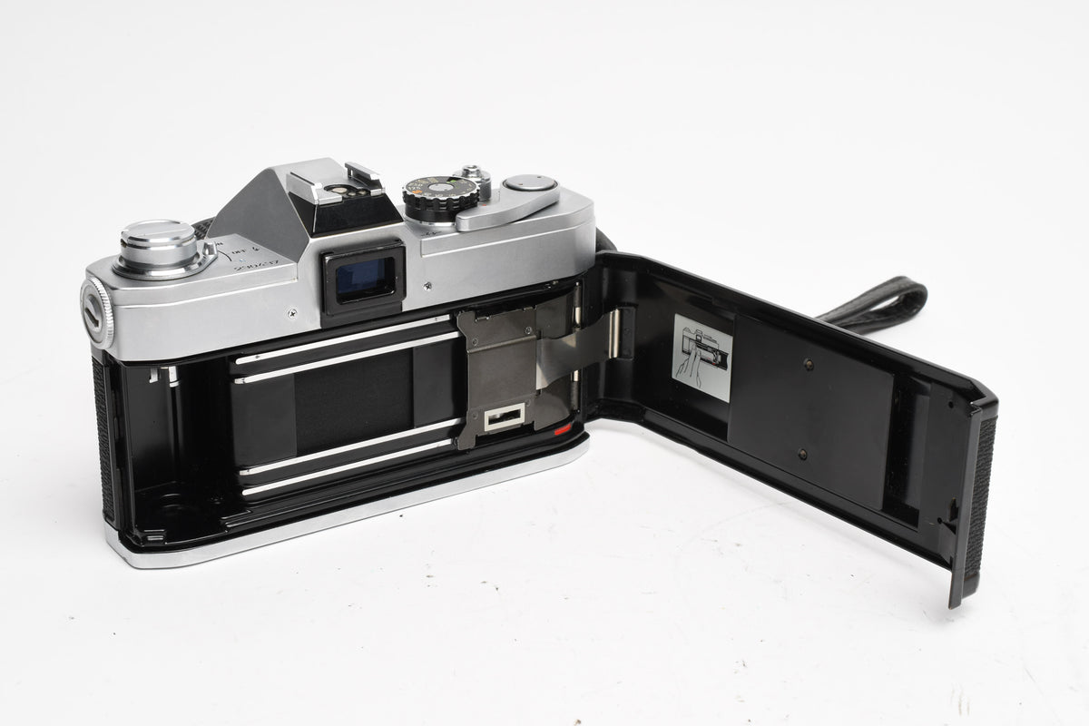 Canon FTb QL 35mm SLR w/ Canon FD 50mm f1.8 Lens, New Seals, Read*