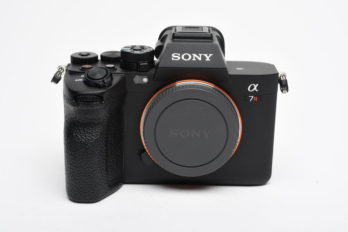 Sony A7R V Mirrorless body, 72K Acts, batt, Very clean! Grreat!