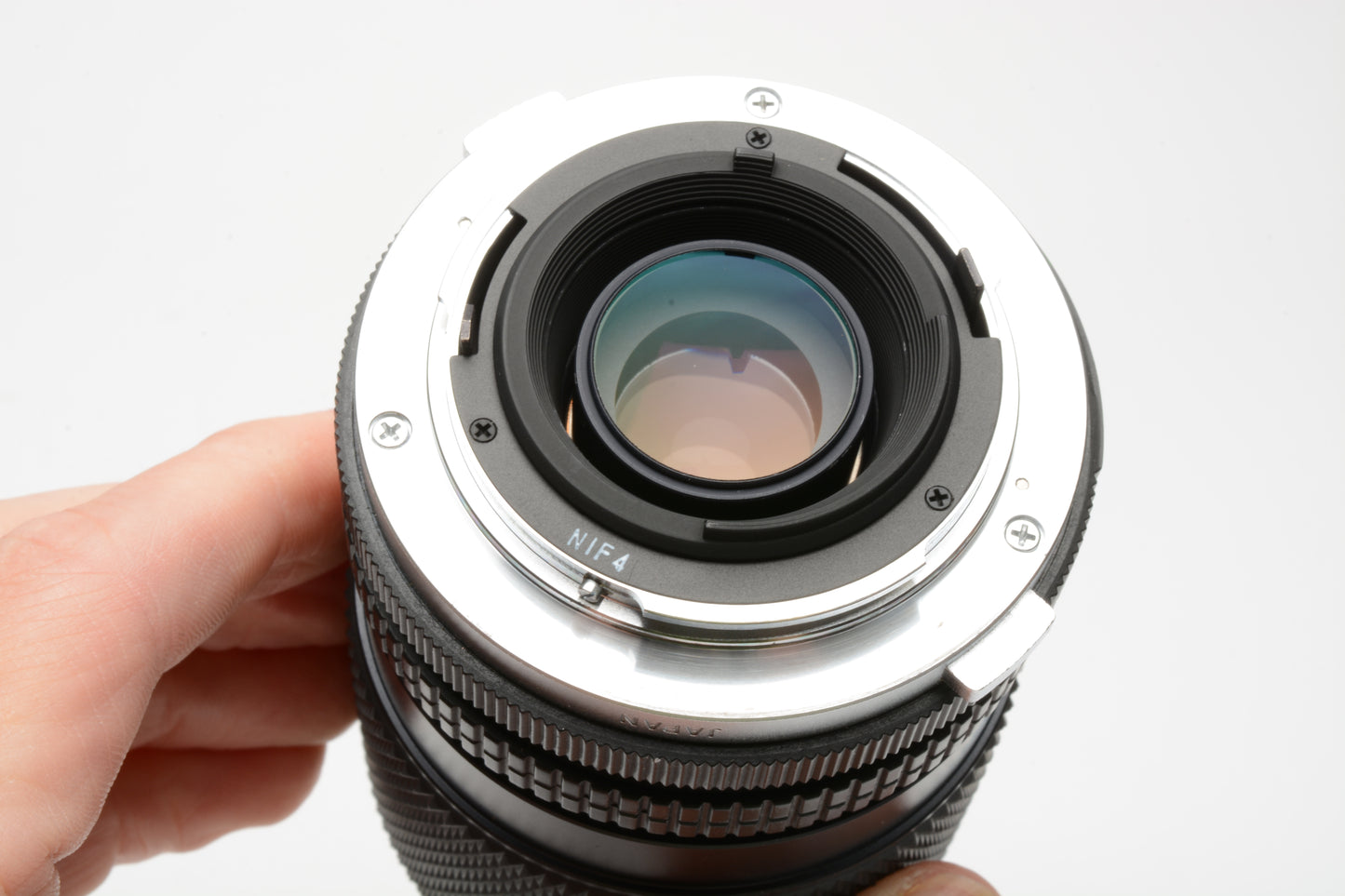 Olympus OM Zuiko 35-105mm f3.5-4.5 zoom lens, Hood, Caps, UV, Mint-