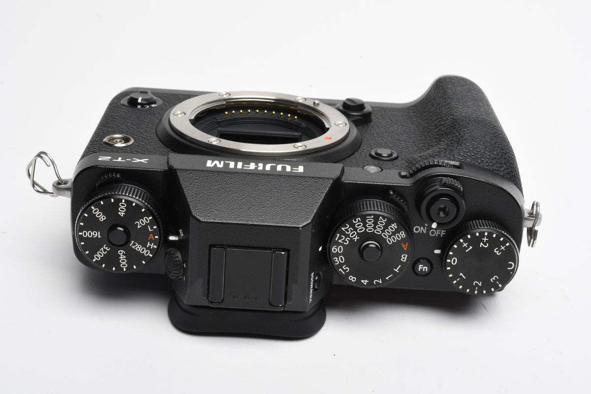 Fuji Fujifilm X-T2 Mirrorless body, Mint-, batt+charger ONLY 1 SC