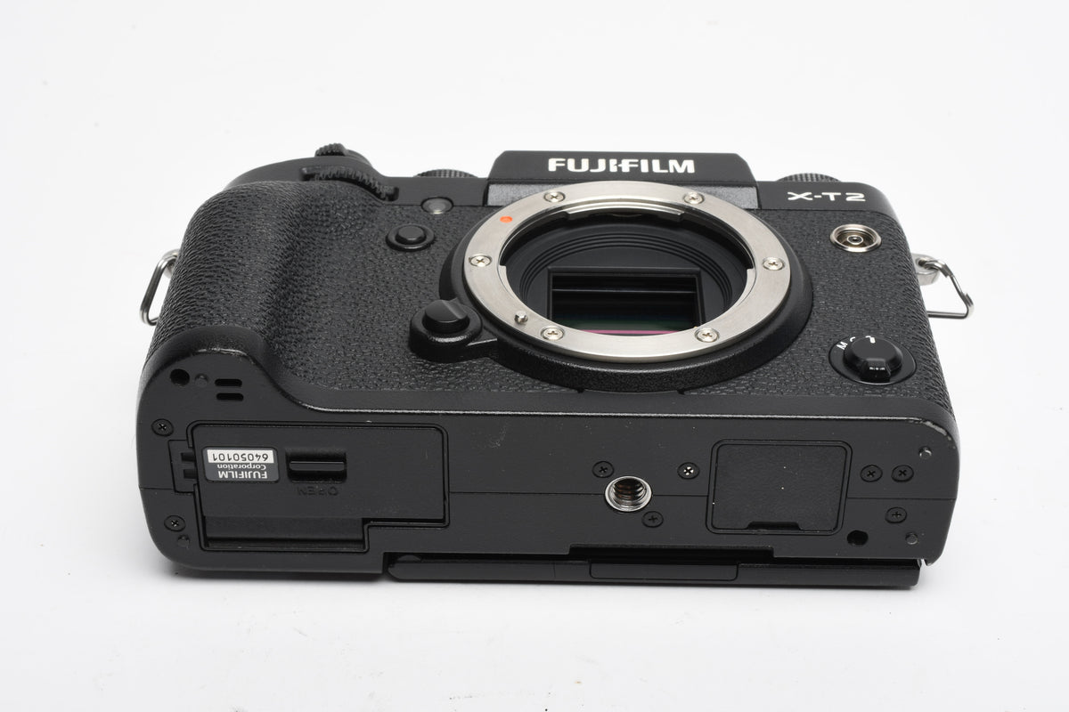 Fuji Fujifilm X-T2 Mirrorless body, Mint-, batt+charger ONLY 1 SC