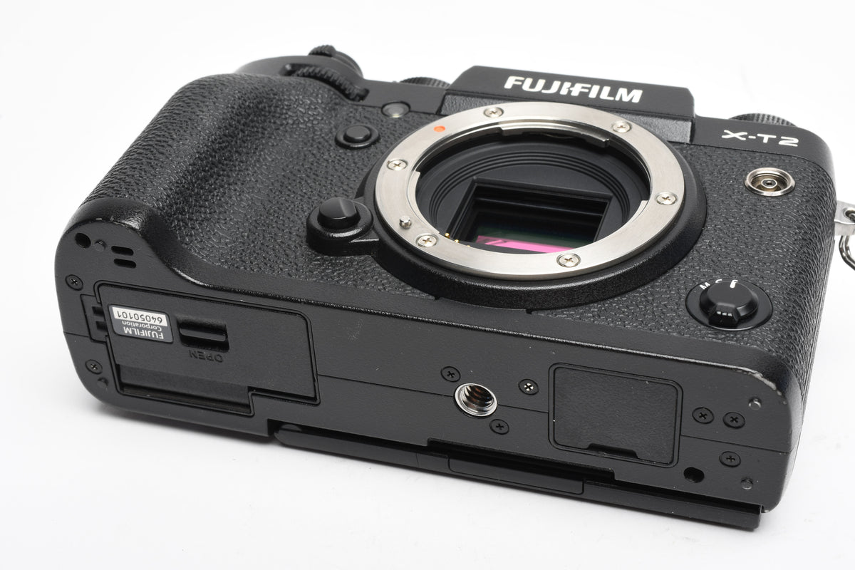 Fuji Fujifilm X-T2 Mirrorless body, Mint-, batt+charger ONLY 1 SC