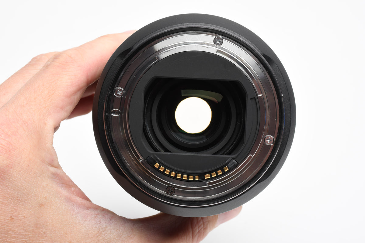 Canon RF 24-105mm F4L IS USM zoom lens, Mint, Boxed, USA