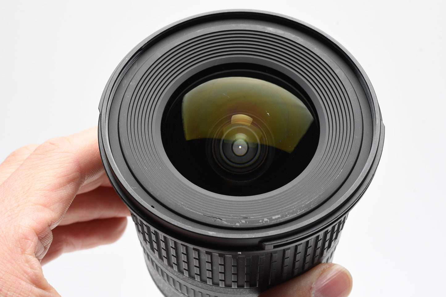 Nikon AF-S Nikkor 10-24mm f3.5-4.5G ED DX IF Aspherical, Clean