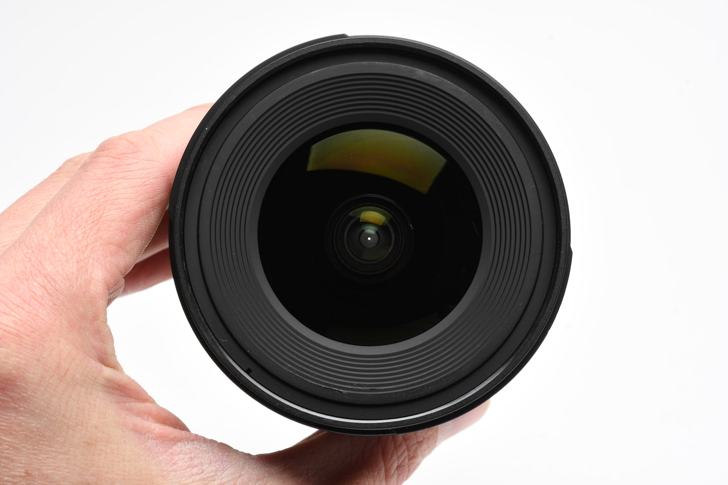 Nikon AF-S Nikkor 10-24mm f3.5-4.5G ED DX IF Aspherical, Clean