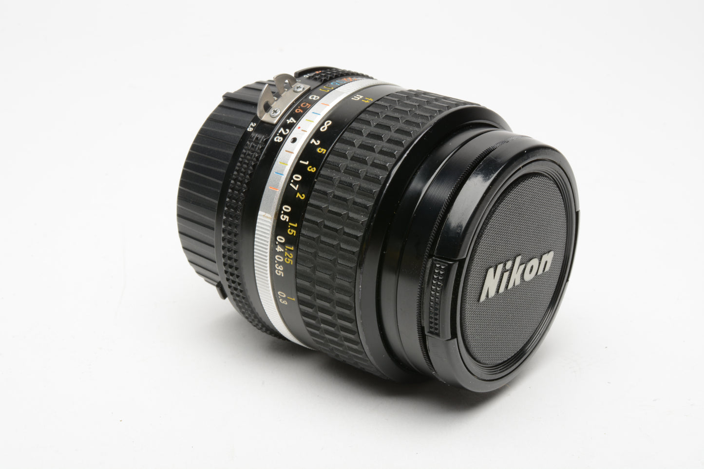 Nikon Nikkor Ai-S 24mm f2.8 MF Wide angle lens, UV, Clean and sharp!