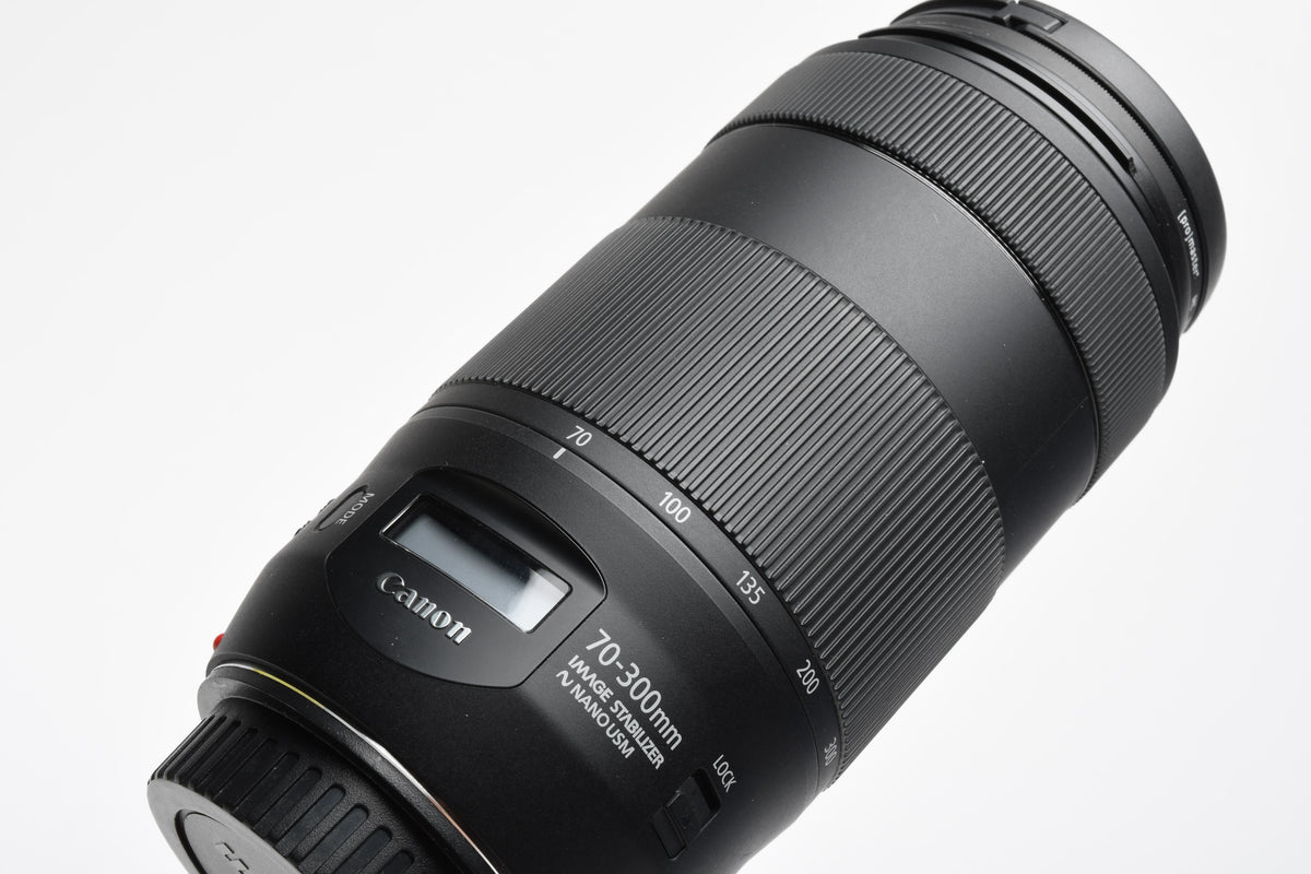 Canon EF 70-300mm f4-5.6 IS II Nano USM Lens, Hood+UV, Mint-