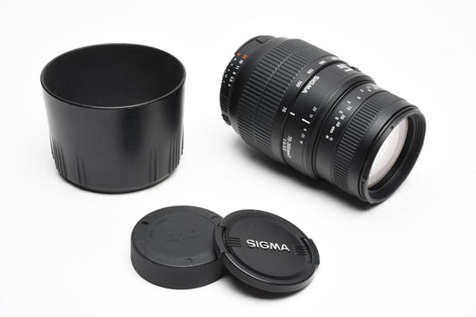 Sigma AF 70-300mm D f4-5.6 Zoom Nikon F Mount, hood+caps, Clean!
