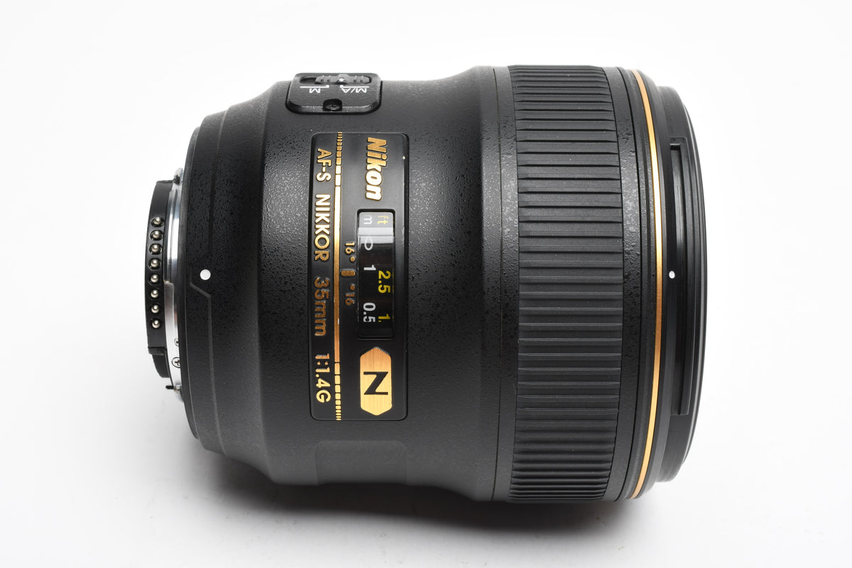 Nikon Nikkor AF-S 35mm f1.4 G Lens w/Hood, Caps, Mint-