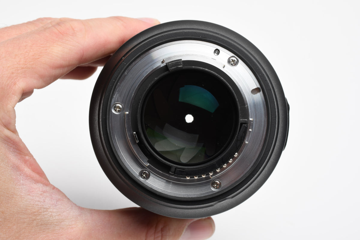 Nikon Nikkor AF-S 35mm f1.4 G Lens w/Hood, Caps, Mint-