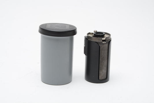 1x Soviet era metal reloadable 35mm film canister/cartridge/cassette