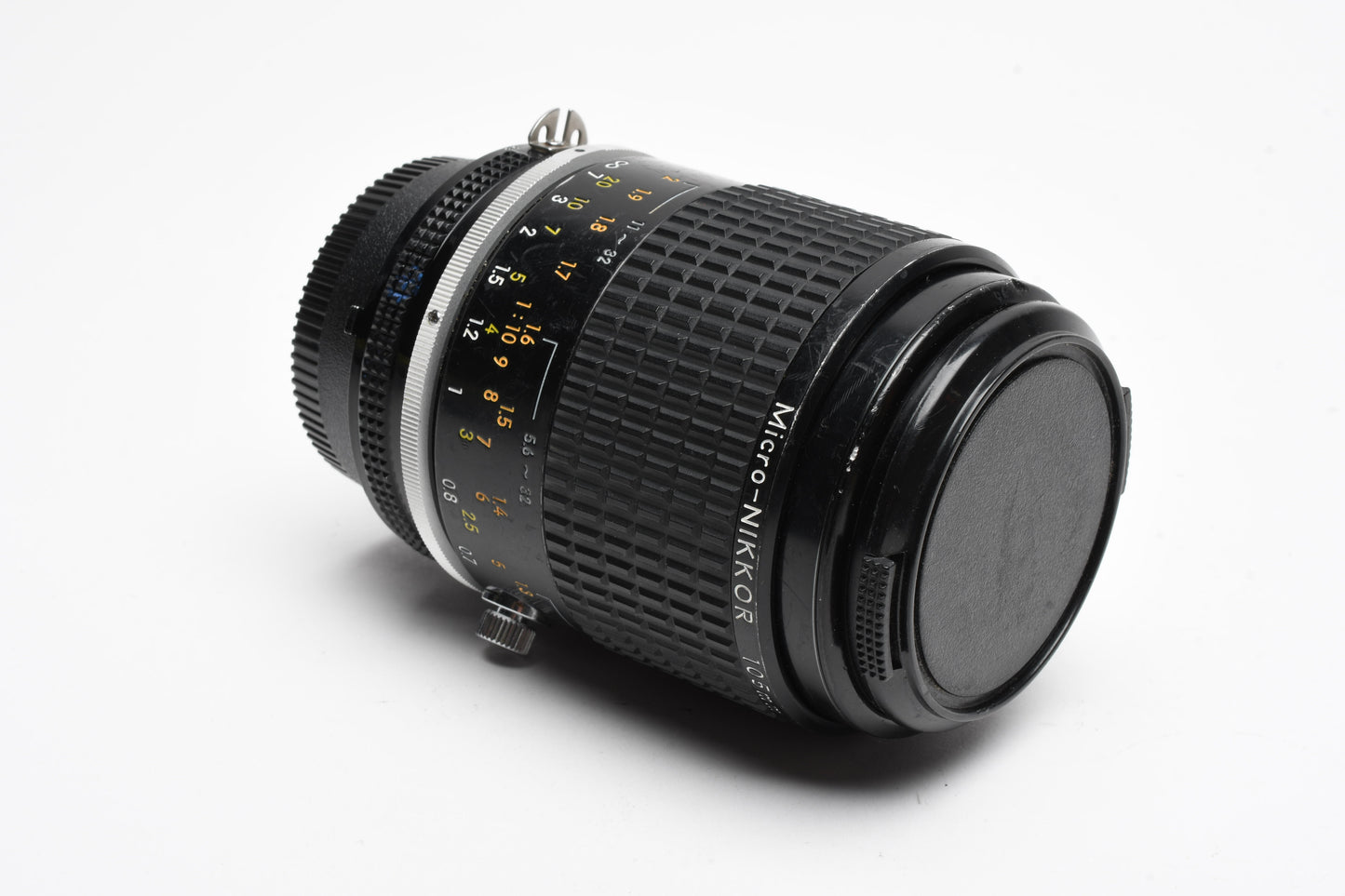 Nikon Micro-Nikkor 105mm F2.8 AIS mount, sharp, caps, *Read