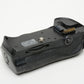 Nikon MB-D10 Vertical Battery Grip + 2X chambers+Batt. *Read