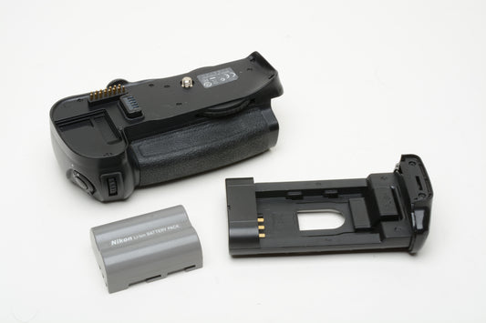 Nikon MB-D10 Vertical Battery Grip + 2X chambers+Batt. *Read