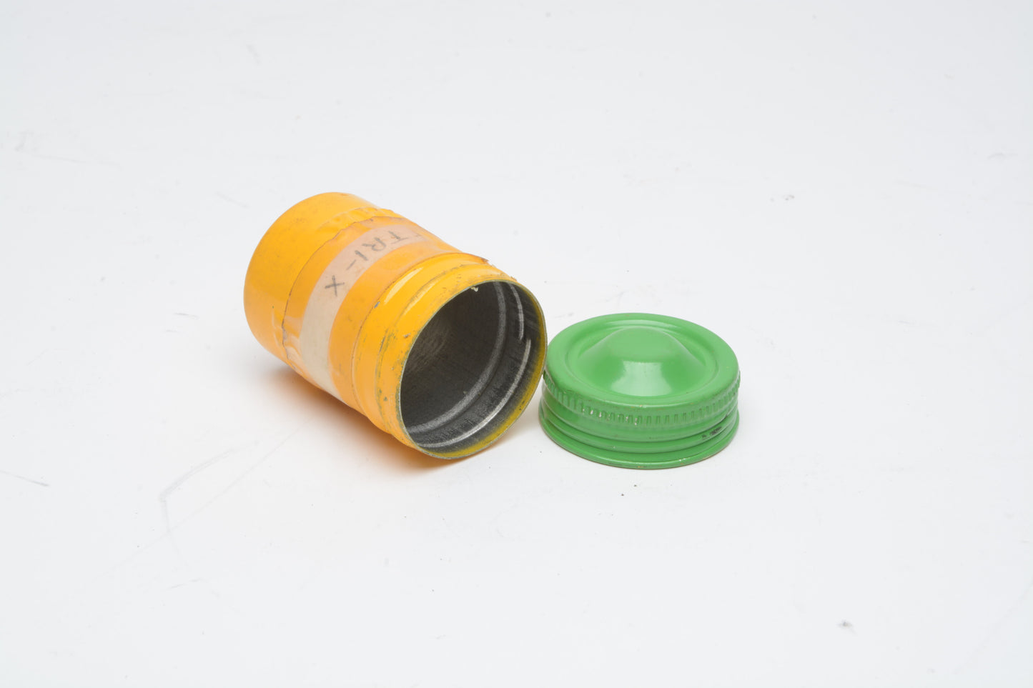 5X metal film canister for 35mm film, clean (4x Kodak 1x unbranded)
