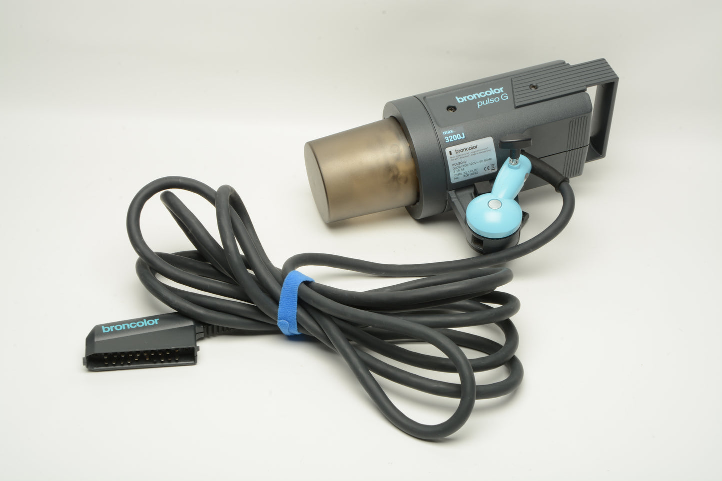 Broncolor Pulso G 3200 Focusing Lamphead w/16' Cord B-32.116.07 Mint-