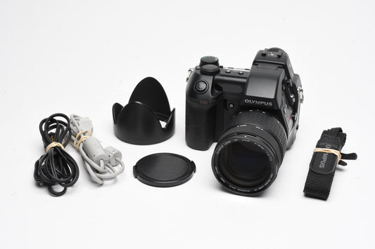 Olympus Camedia E-10 4MP Digital Point&Shoot w/Hood, strap, cables, clean!