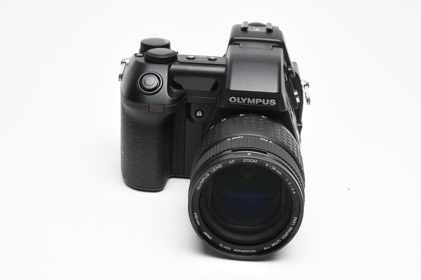 Olympus Camedia E-10 4MP Digital Point&Shoot w/Hood, strap, cables, clean!