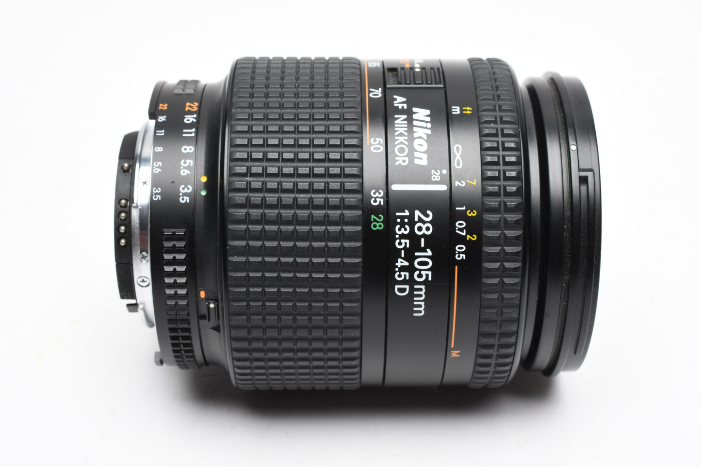 Nikon AF Nikkor 28-105mm f3.5-4.5D macro zoom lens, Caps + UV