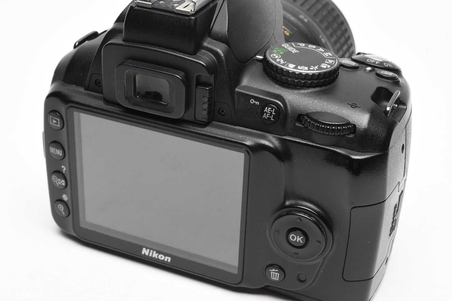 Nikon D3000 DSLR w/AFS 18-55mm f3.5-5.6G VR, batt+charger+books, Great!