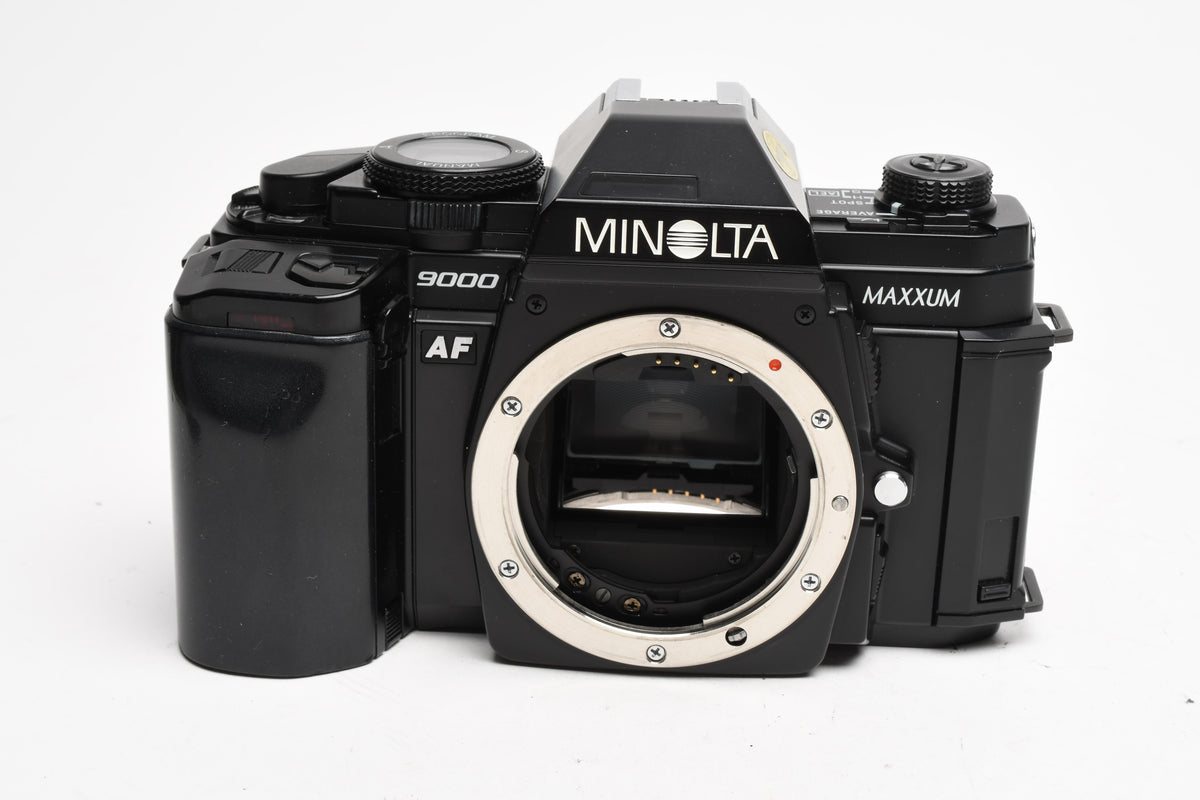Minolta Maxxum AF 9000 35mm SLR Body w/ Strap, Manual, Tested