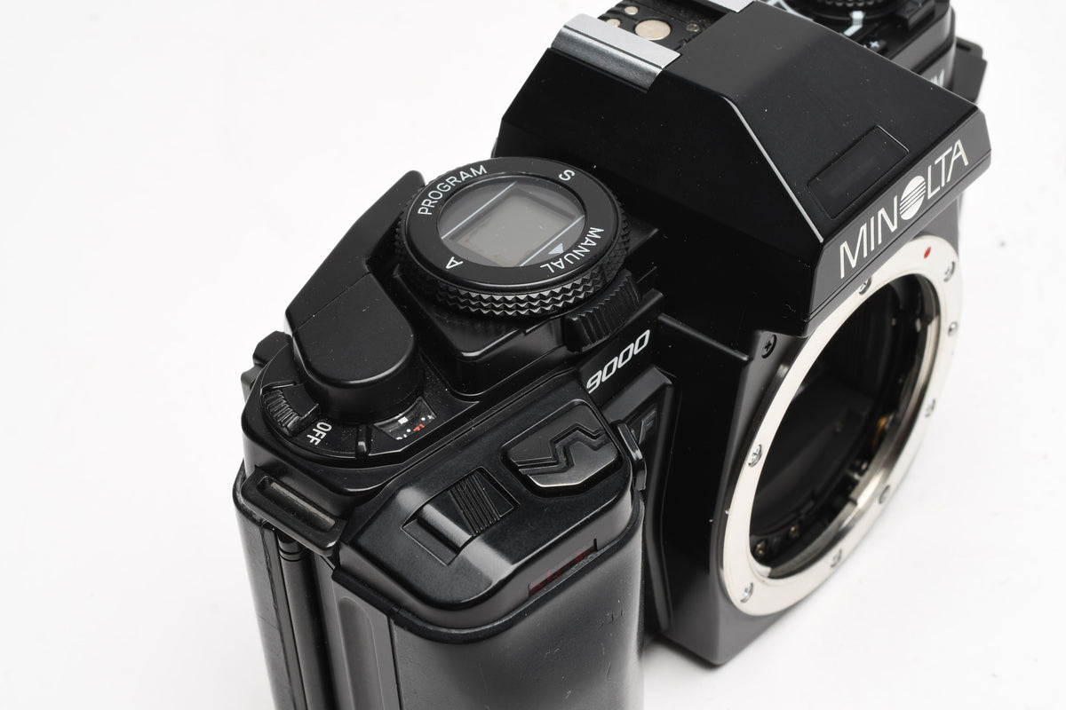 Minolta Maxxum AF 9000 35mm SLR Body w/ Strap, Manual, Tested