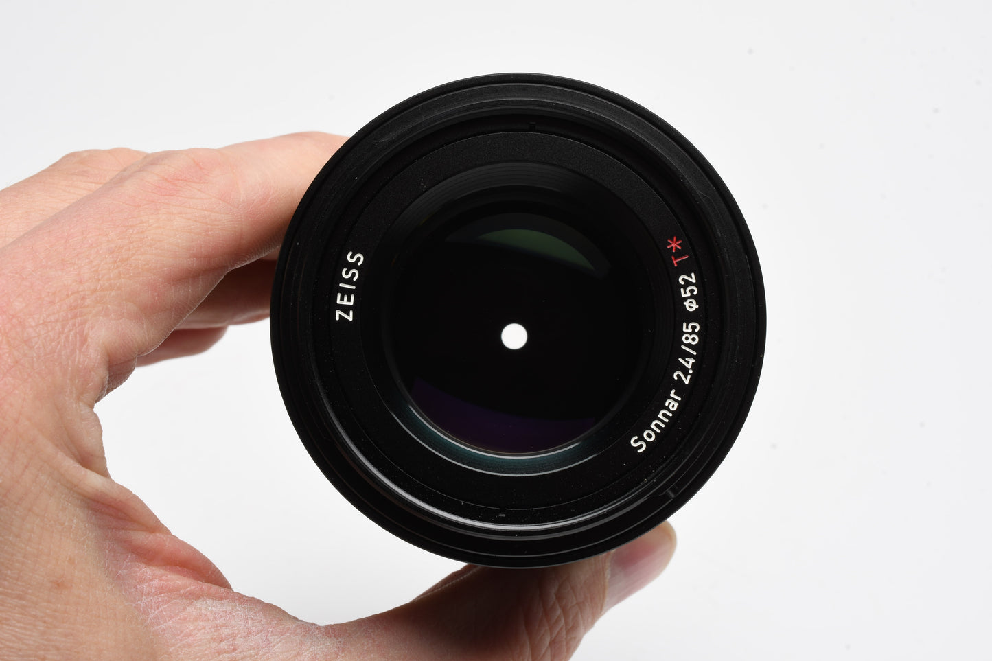 Zeiss Loxia 85mm f2.4 Sonnar T* Lens Sony E Mount, Mint, Boxed