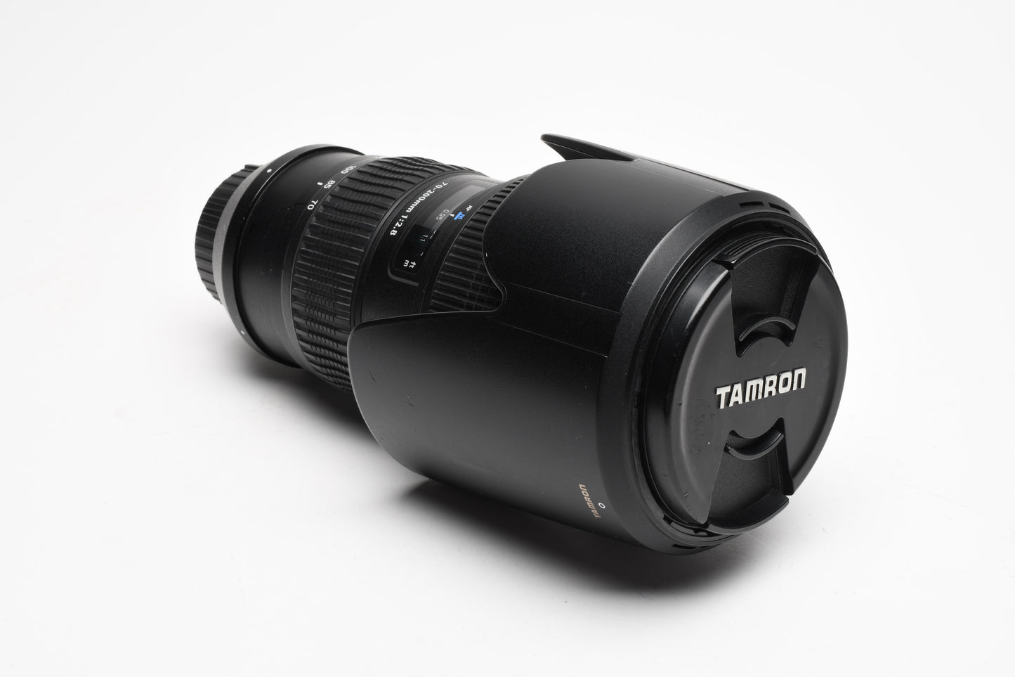 Tamron AF 70-200mm f2.8 IF Macro telephoto zoom A001 for Nikon + Hood