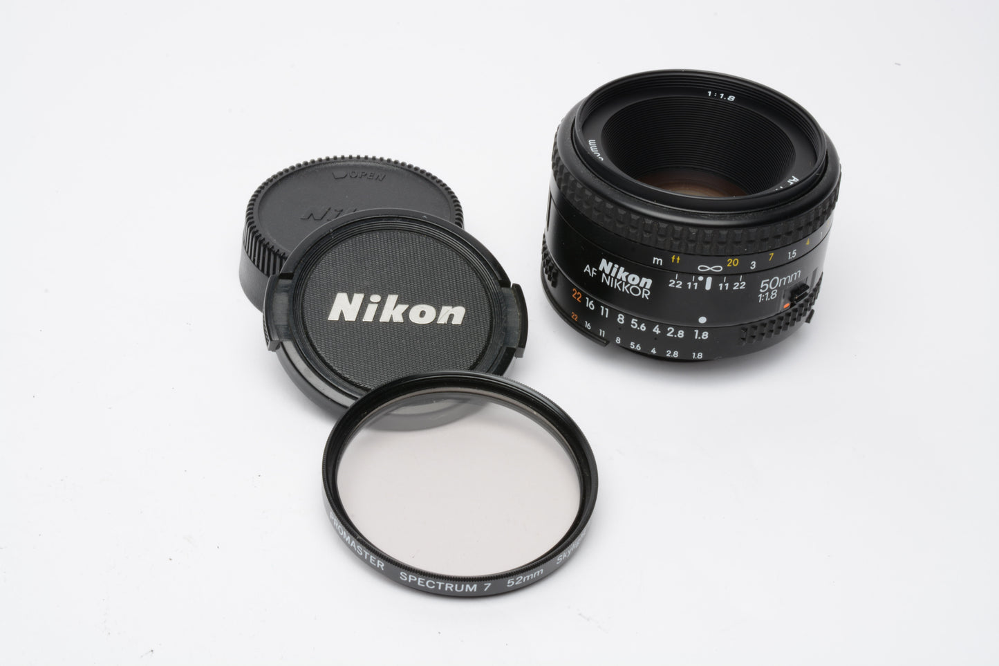 Nikon AF 50mm f1.8mm Prime Lens For Nikon F Mount , w/UV filter, Mint-