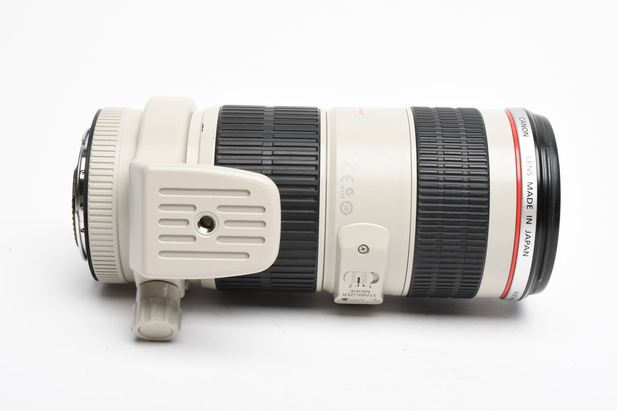 Canon EF 70-200mm f4L IS USM zoom, caps, tripod Mount, Sharp! Mint-