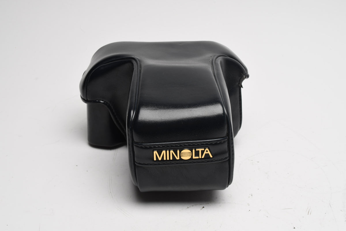 Minolta CB-70D Half Case w/ CF-70L Long Snout Case Attachment