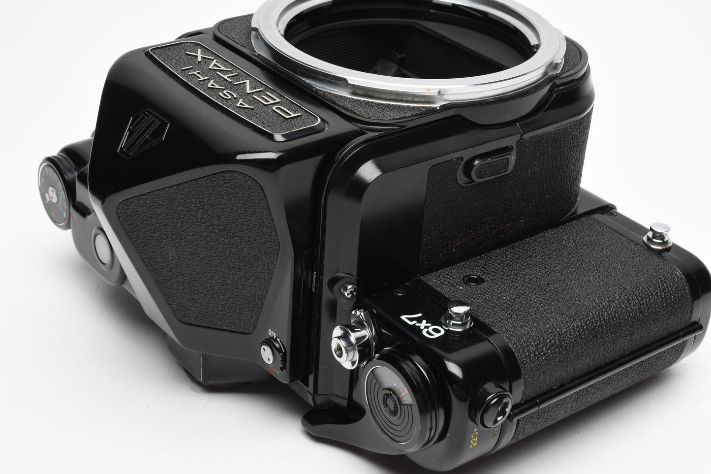 Pentax 67 6x7 MLU Medium Format Body w/AE Finder, manual, New Seals, Great!
