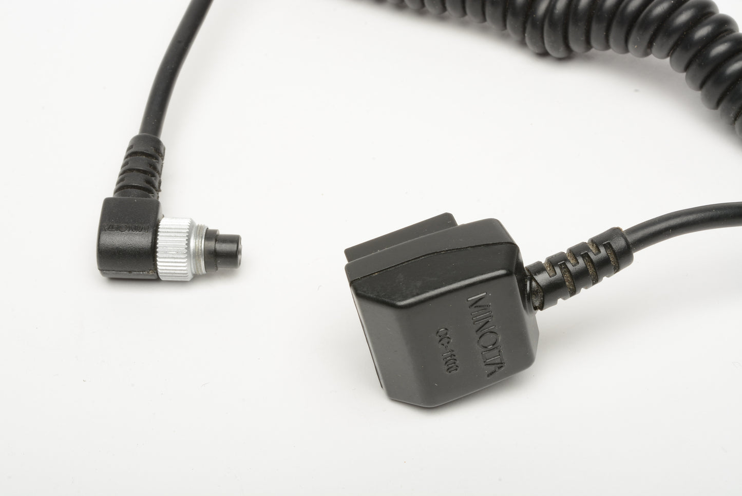 Sabot Adaptateur Flash pour BOITIER Type Canon/Nikon/PENTAX/Olympus ET Sabot Adaptateur Flash pour BOITIER Type Canon/Nikon/PENTAX/Olympus ET