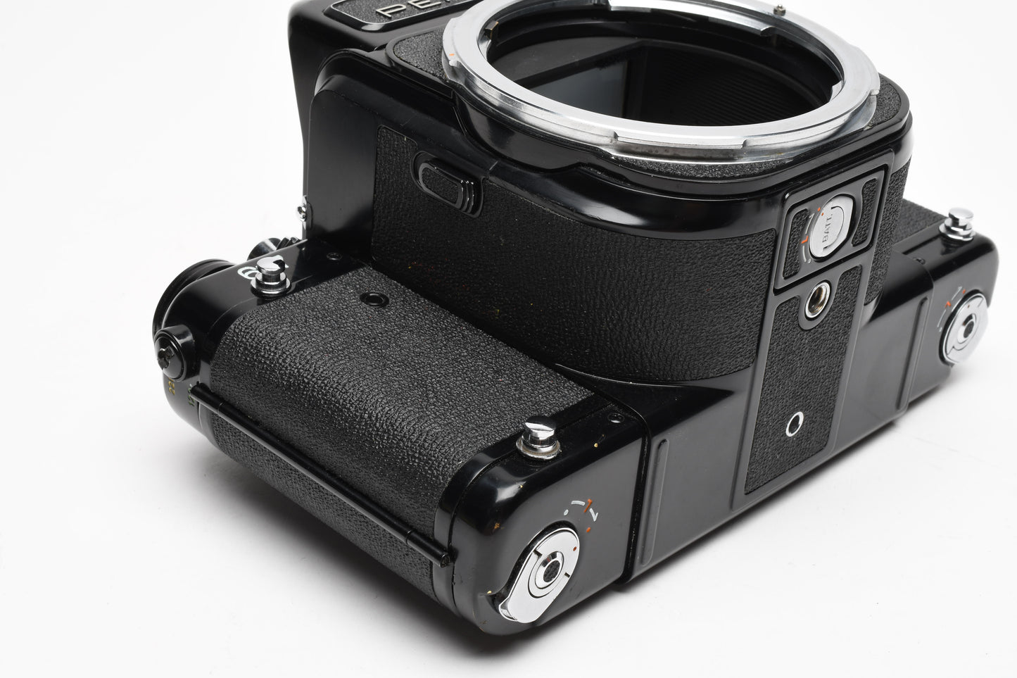 Pentax 67 6x7 MLU Medium Format Body w/AE Finder, manual, New Seals, Great!