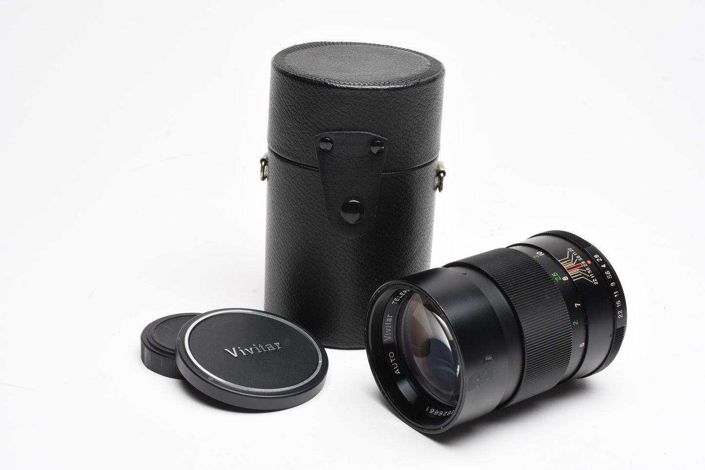 Vivitar 135mm f2.8 Prime Portrait lens, M42 Mount, Caps+Case, Clean!