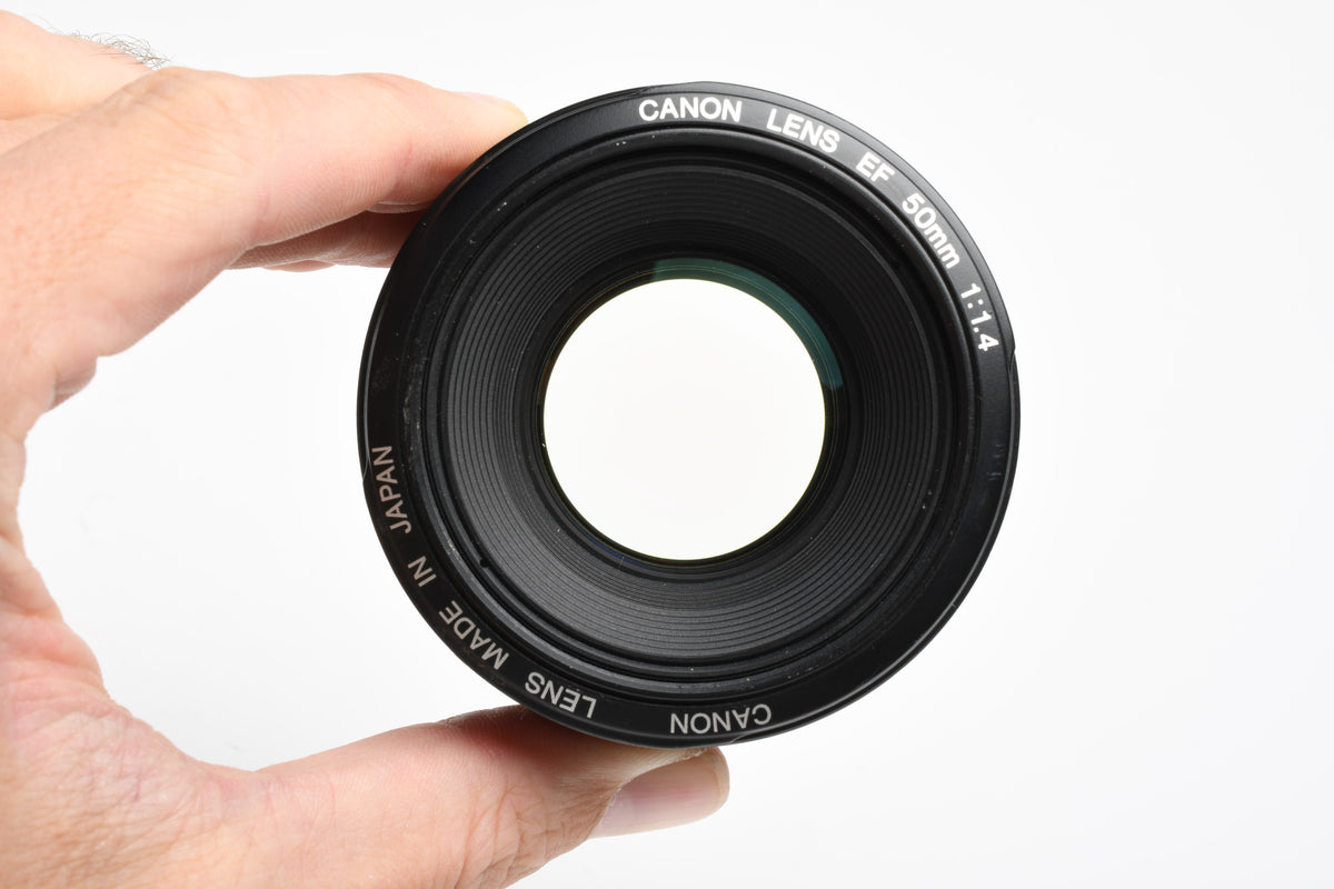 Canon EF 50mm f1.4 USM Lens, Caps, Great prime lens