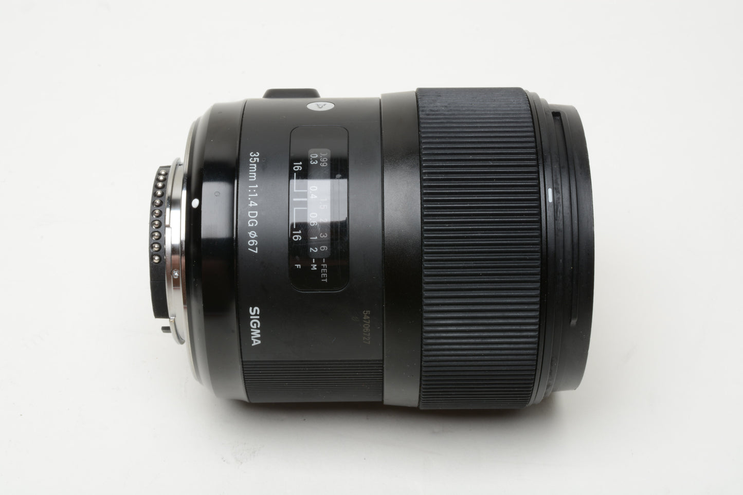 Sigma 35mm 1.4 DG Art lens for Nikon AF, Caps+Hood, sharp!  *Read