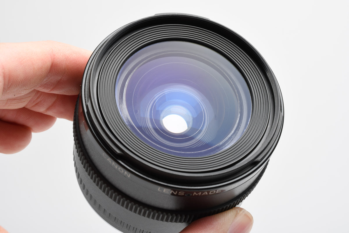 Canon EF 24mm f2.8 wide Lens, Caps, Great wide angle lens! + Pouch