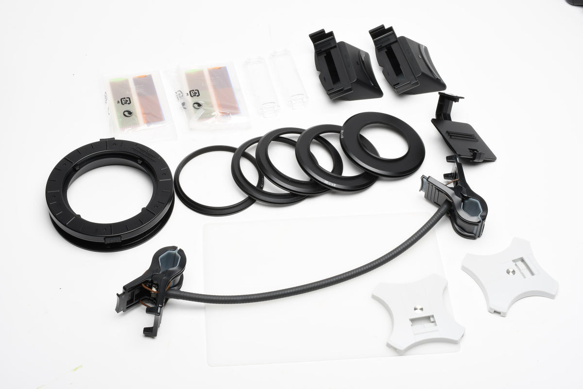 Nikon R1C1 Wireless Close Up Speedlight System, Complete in Case, Mint