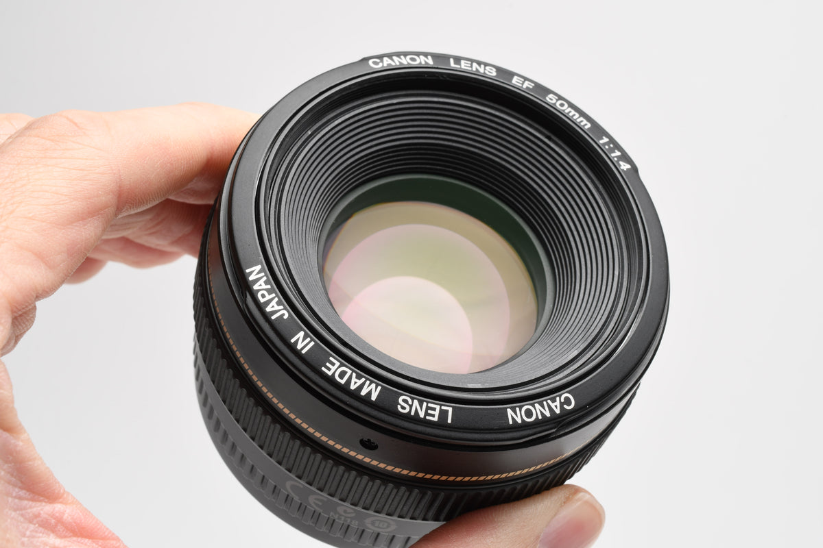 Canon EF 50mm f1.4 USM Lens w/Hood