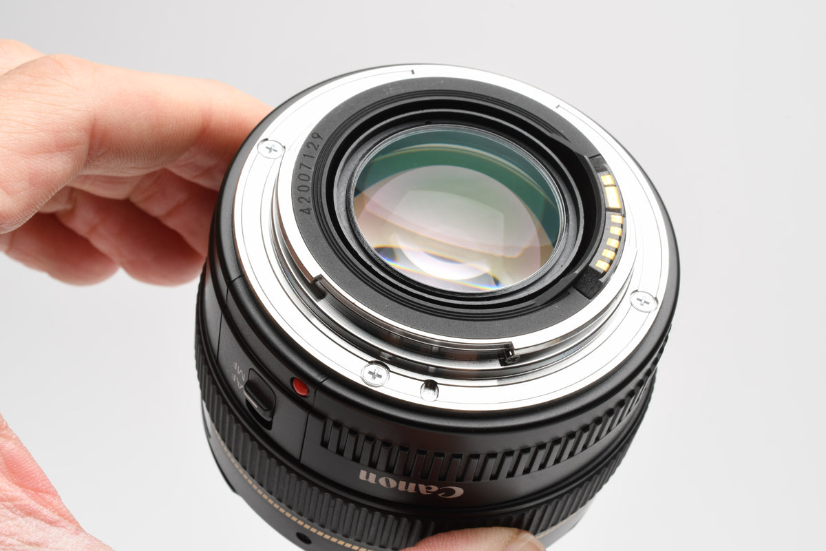 Canon EF 50mm f1.4 USM Lens w/Hood