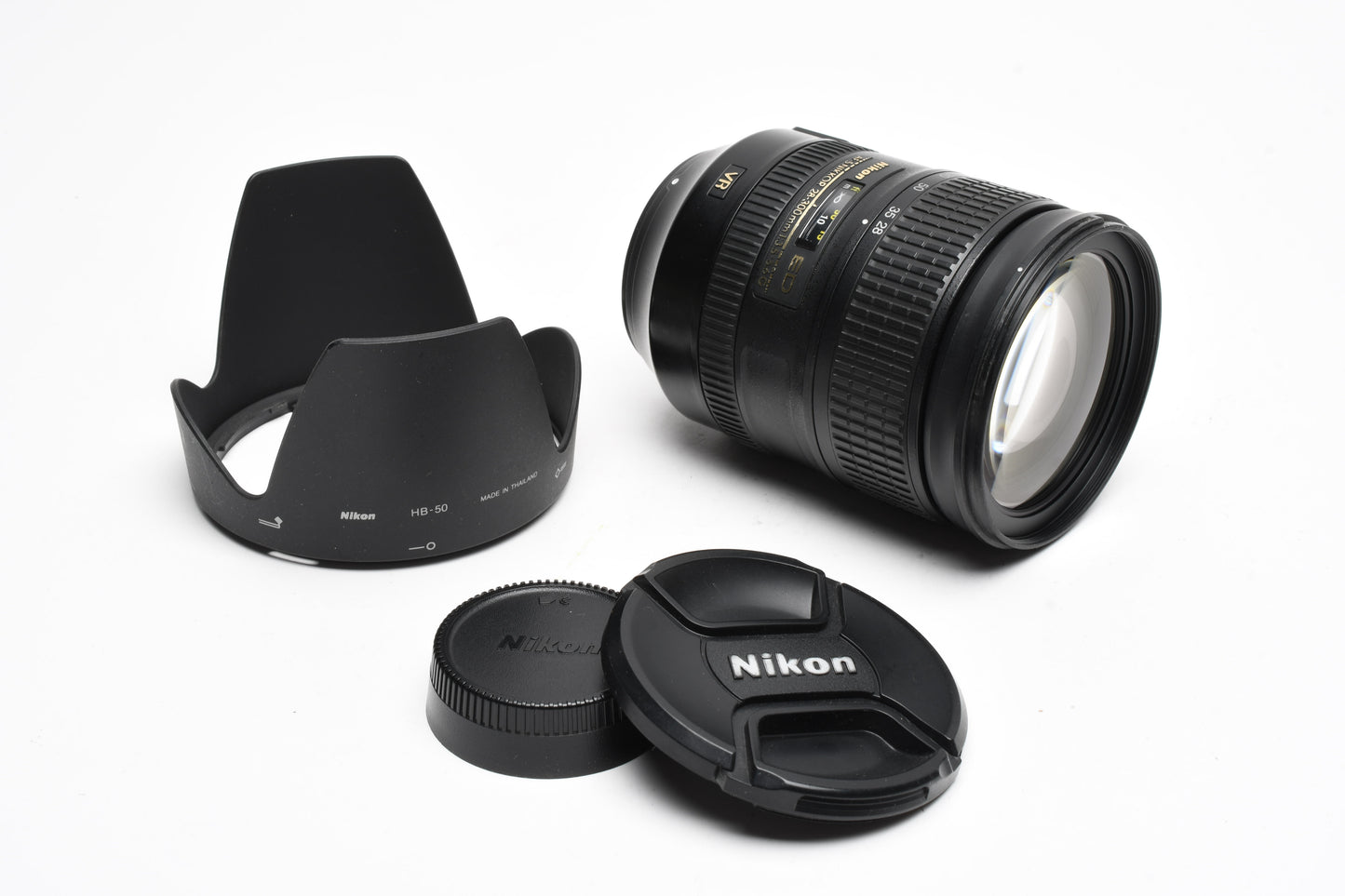 Nikon AF-S Nikkor 28-300mm f3.5-5.6G ED VR zoom, Hood, USA