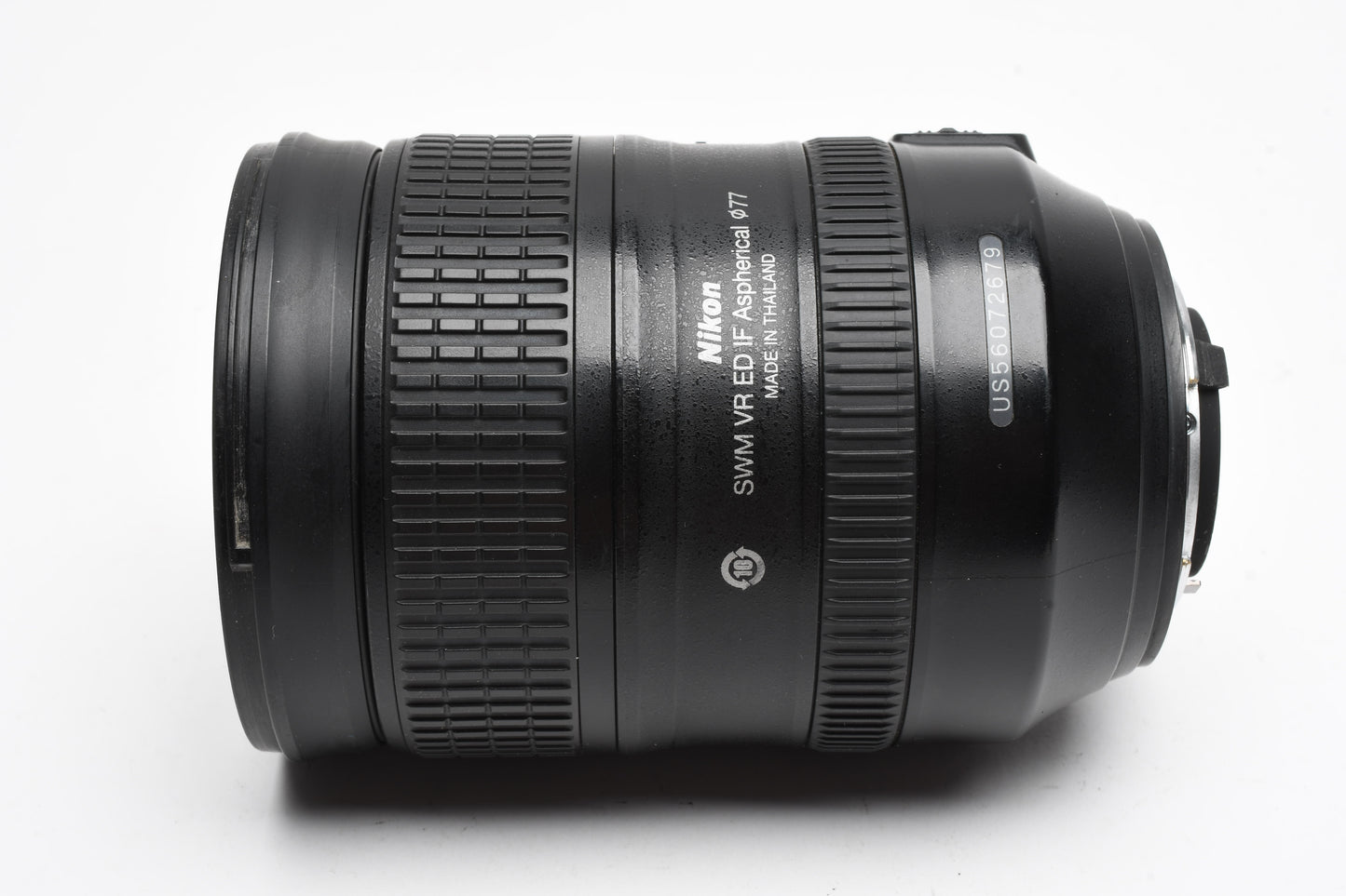 Nikon AF-S Nikkor 28-300mm f3.5-5.6G ED VR zoom, Hood, USA