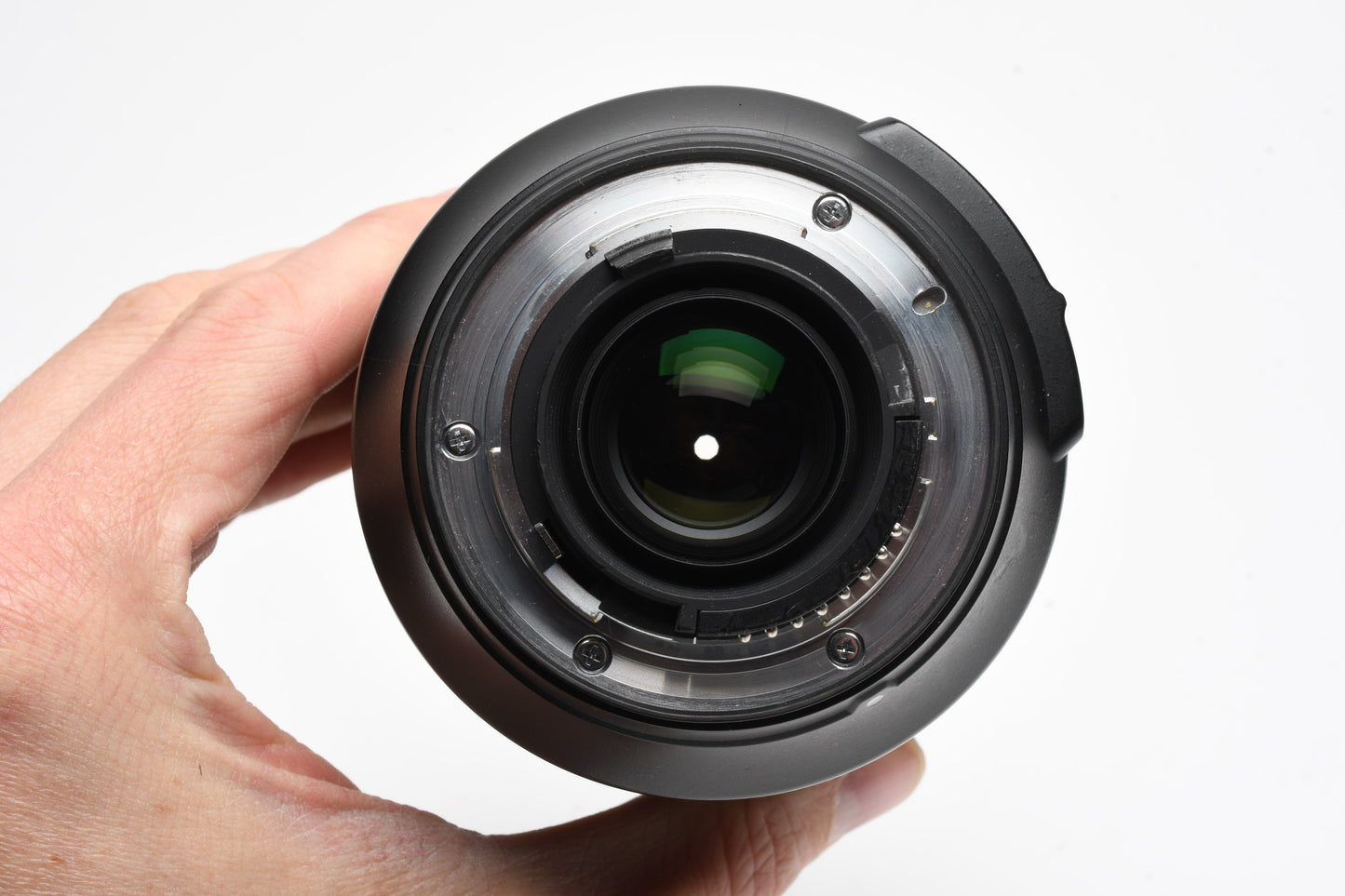 Nikon AF-S Nikkor 28-300mm f3.5-5.6G ED VR zoom, Hood, USA