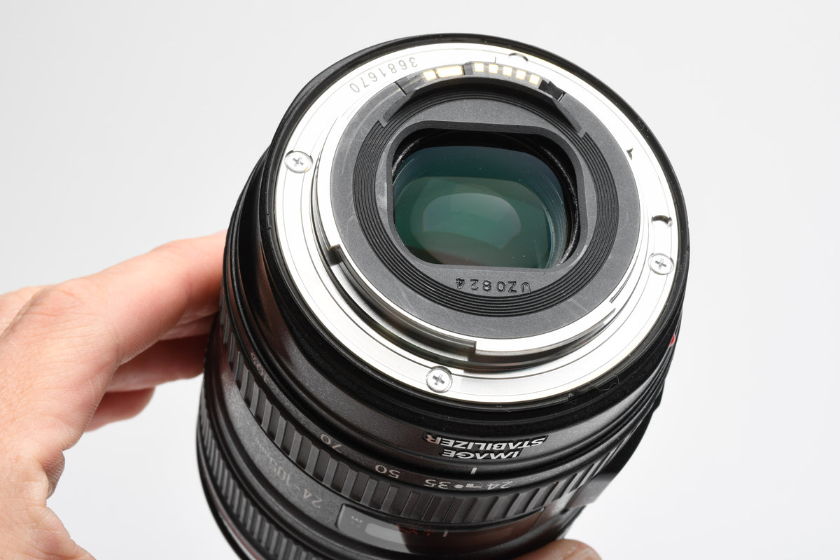 Canon EF 24-105mm f4L IS USM zoom lens, Caps, Clean and sharp!