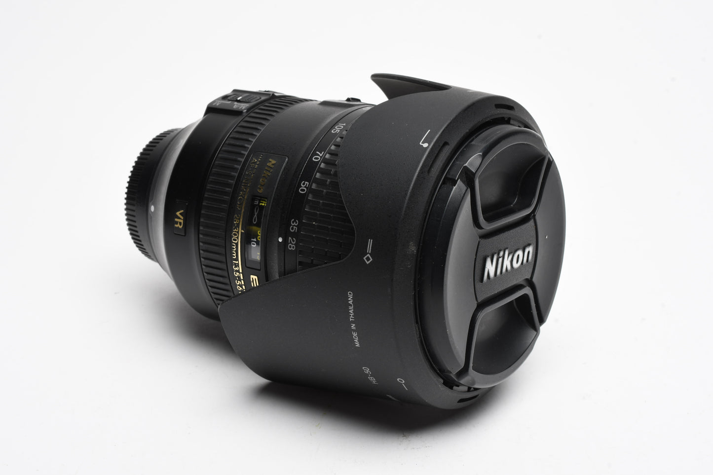 Nikon AF-S Nikkor 28-300mm f3.5-5.6G ED VR zoom, Hood, USA