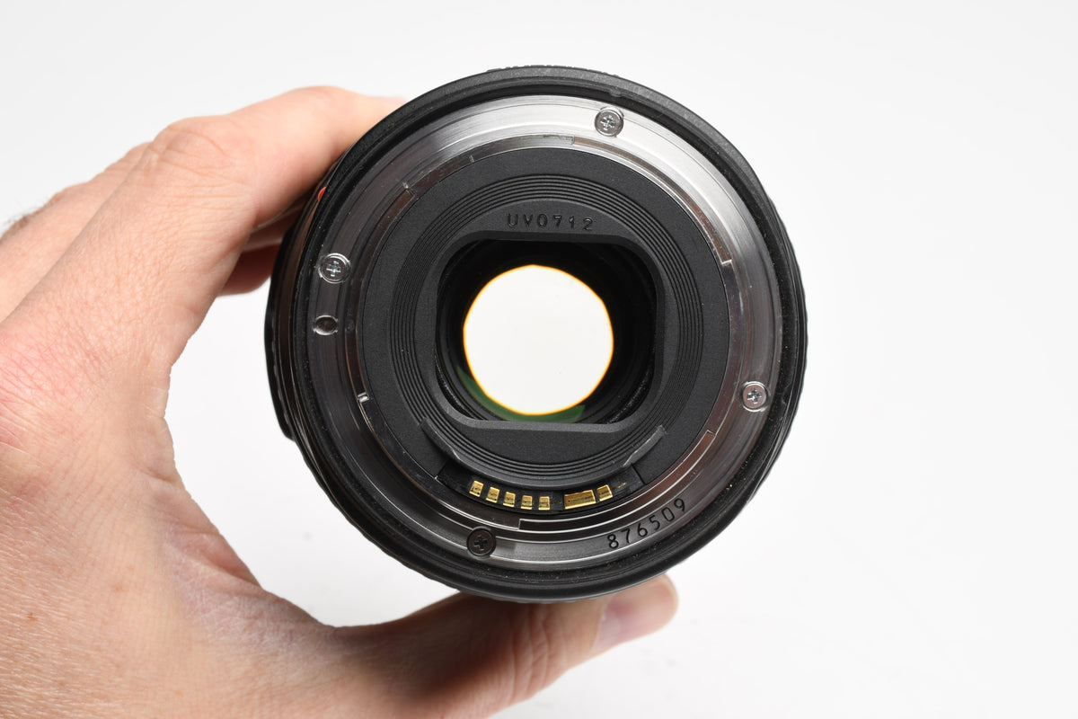 Canon EF 24-105mm f4L IS USM Zoom Lens w/Hood