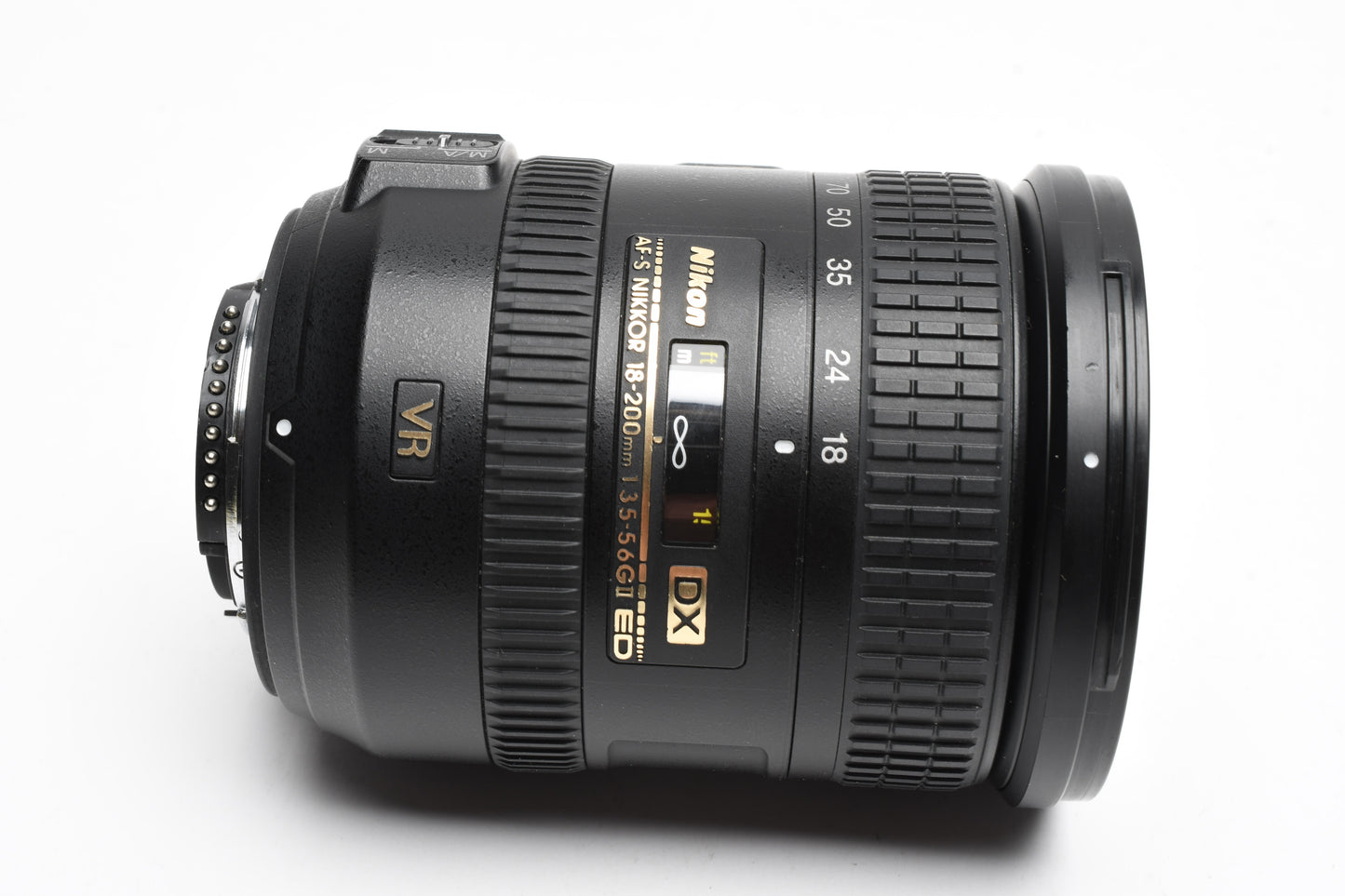 Nikon AF-S 18-200mm f3.5-5.6 GII ED VR DX zoom lens, caps, hood, UV, Mint-